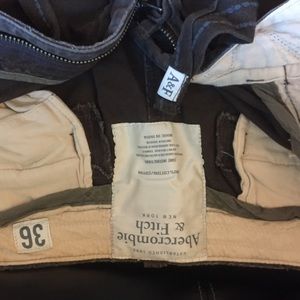 Abercrombie & Fitch Men's Distressed Cargo Shorts